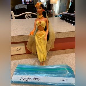 1993 Disney Jasmine doll